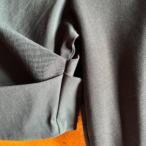 Athleta gathered puff sleeve black tee S - Picture 4 of 8